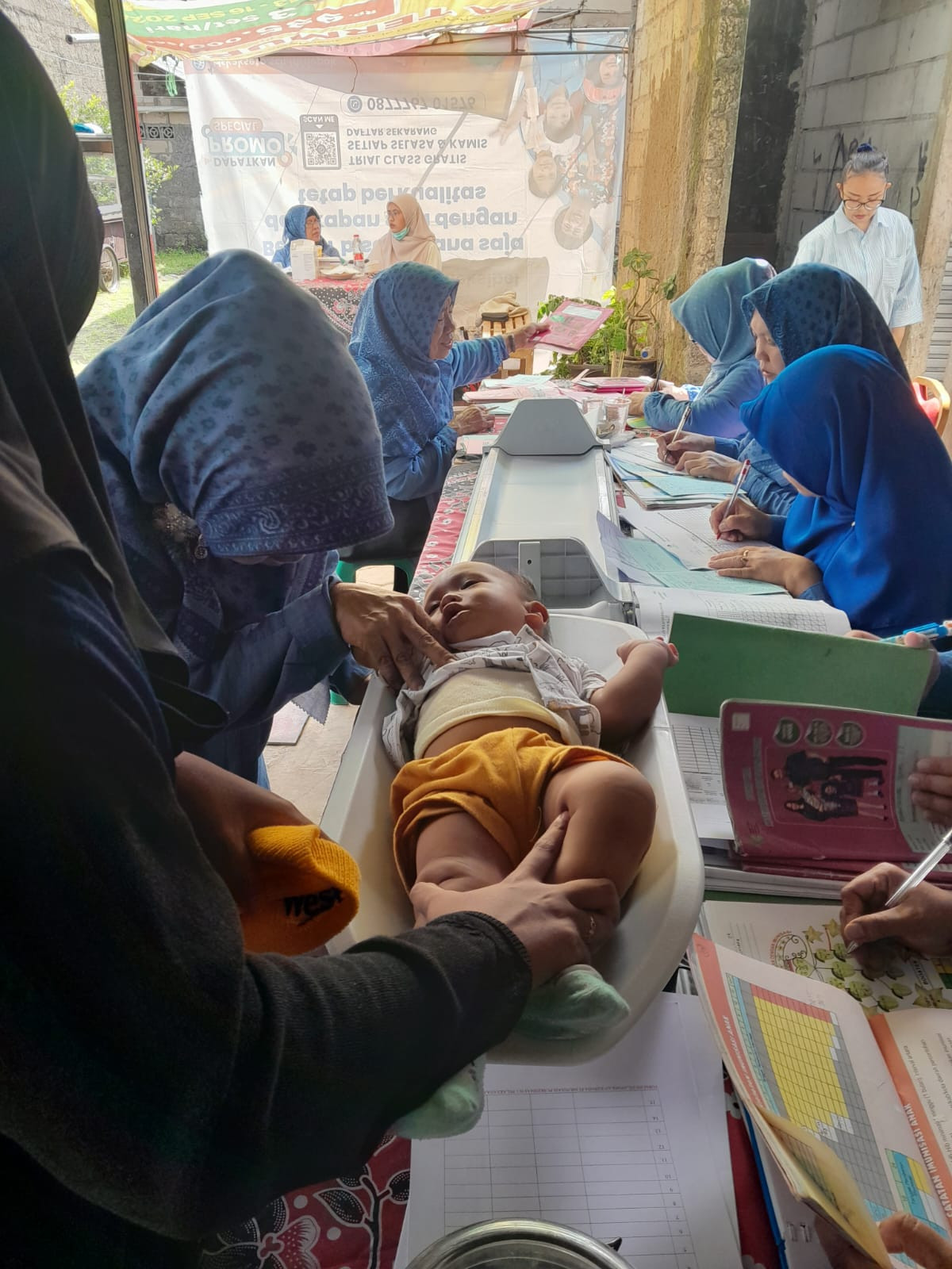 PENGUKURAN BB BAYI