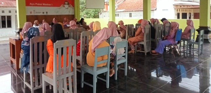 Pkk Rw dan memperingati hari ibu