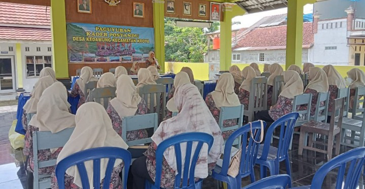 Pertemuan kader posyandu