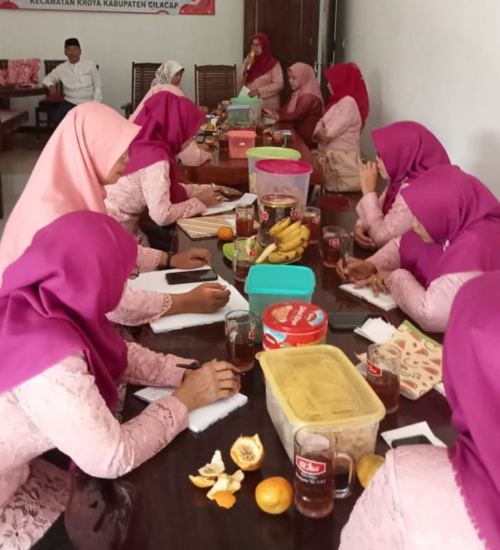 rapat tim penggerak pkk desa