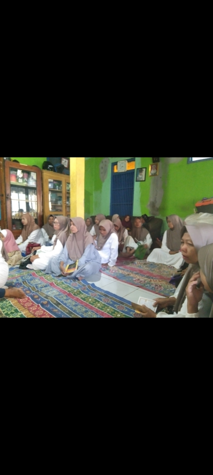 Yasinan rutin  tiap mlm jumat