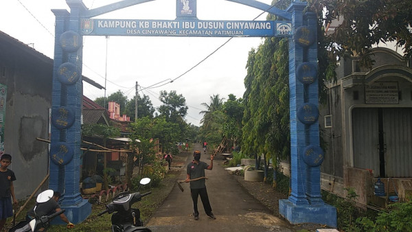 JUMAT BERSIH BERSAMA PAK KADES