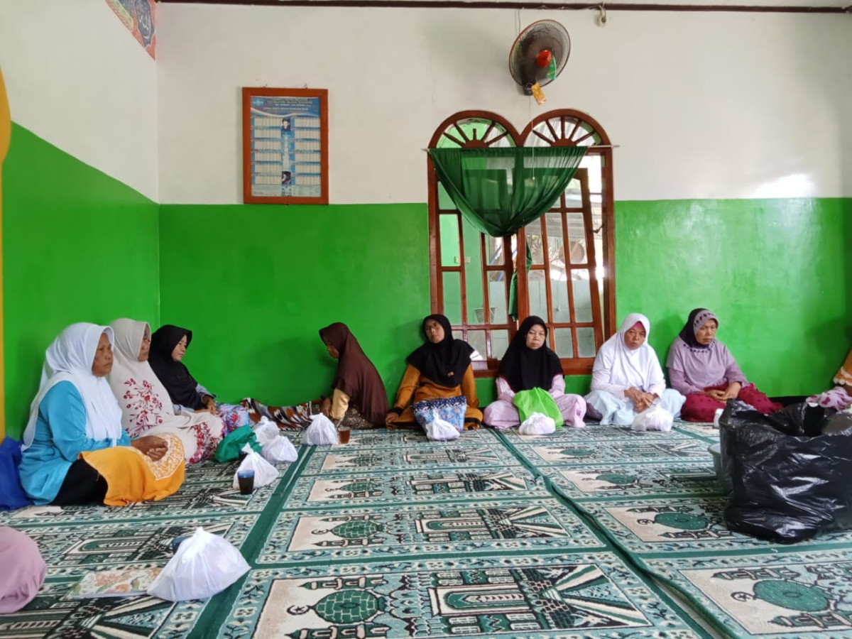 pengajian rutin jamaah musola Al iqomah cinyawang 