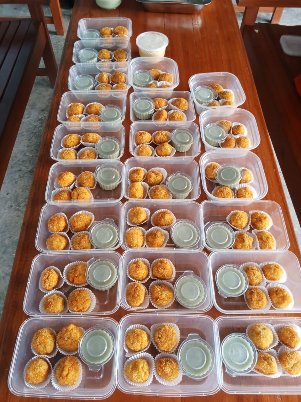 Pembuatan Menu bumil kek desa cinyawang