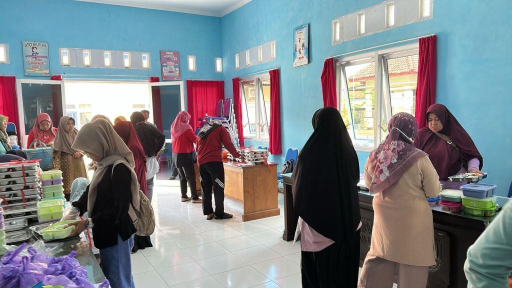 Penyaluran Makanan Bergizi Gratis