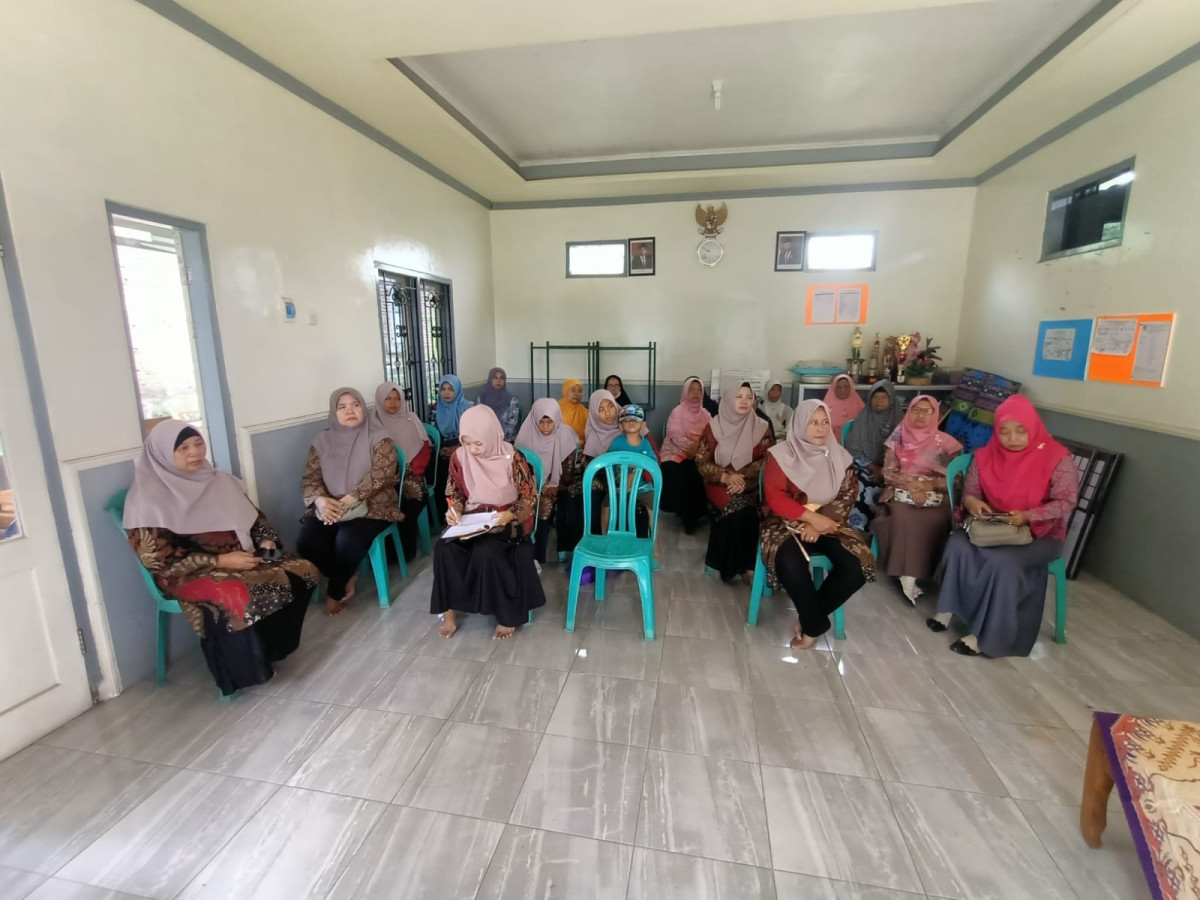 Kegiatan BKL Ngudi Waras "OSTEOPOROSIS"
