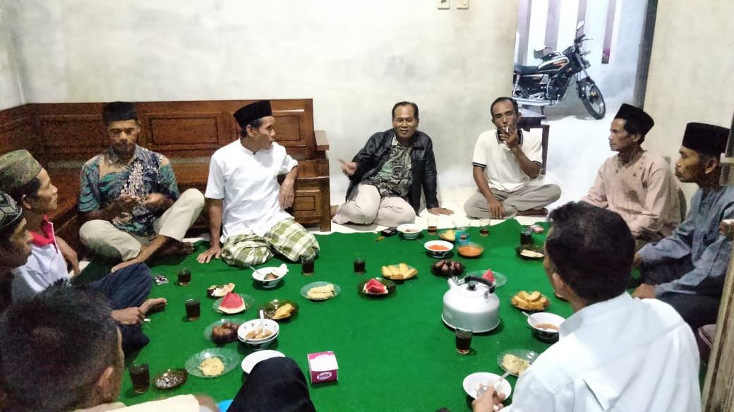 Rutinan Arisan Lembaga Desa