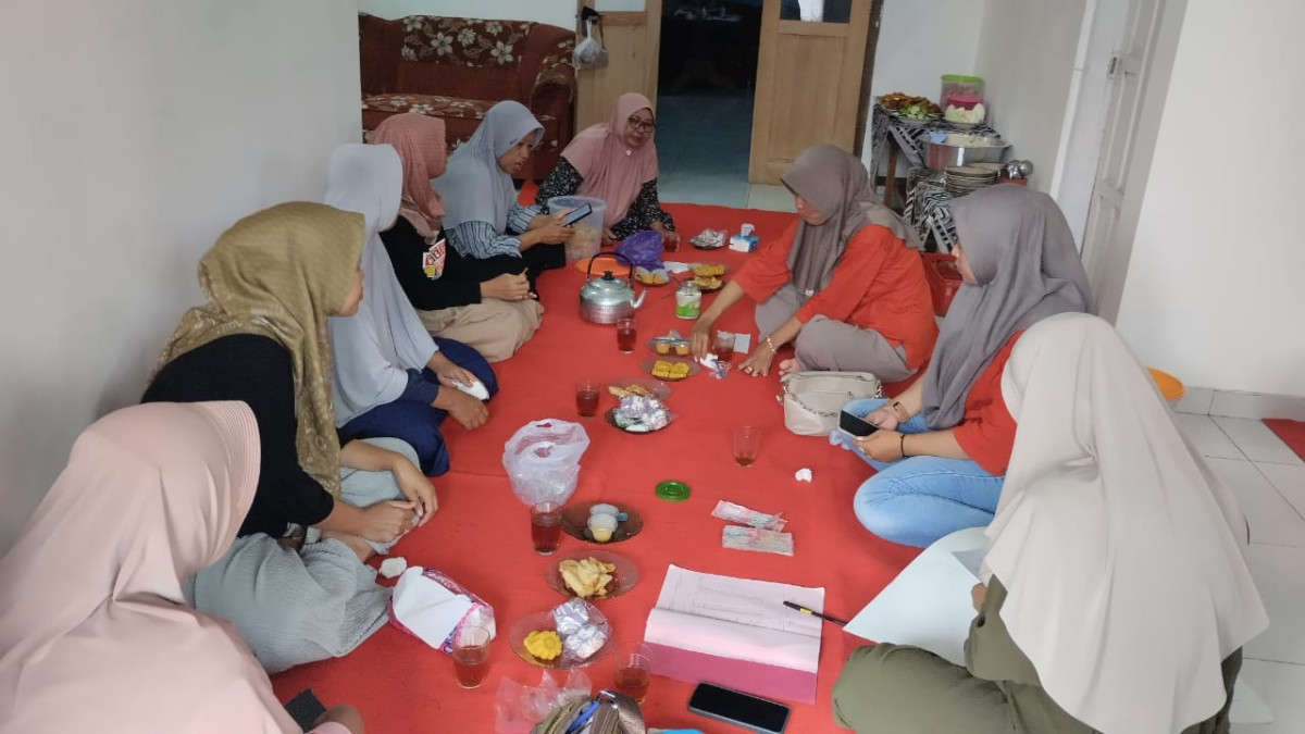 Pertemuan kader PKK desa