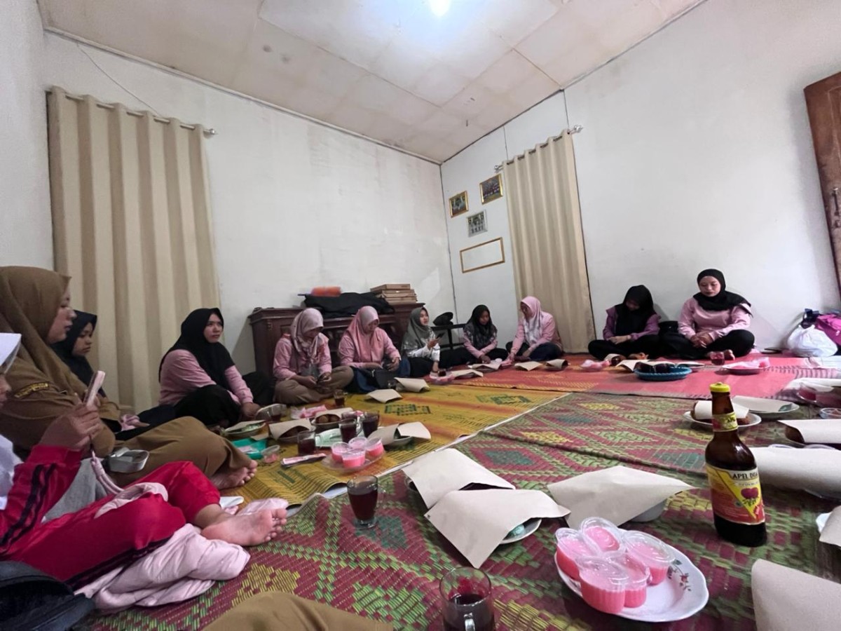 Pertemuan bina keluarga lansia