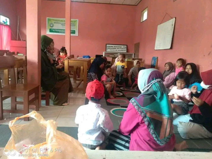 Pertemuan Bina Keluarga Balita