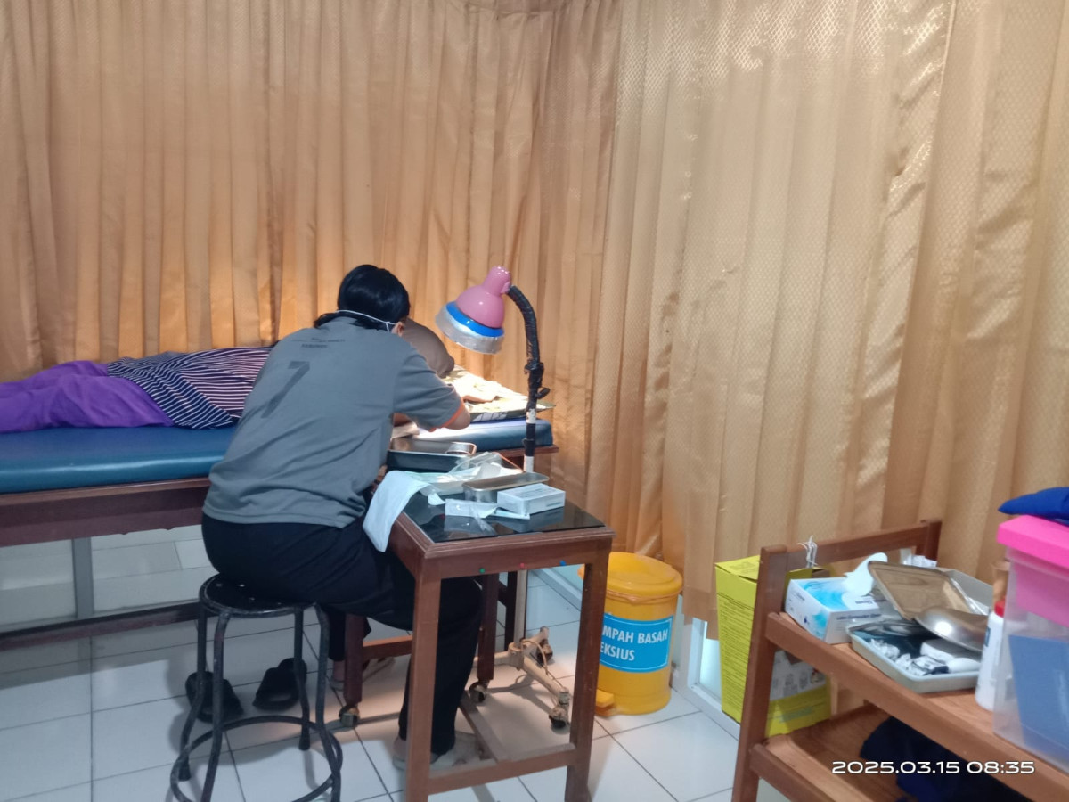 Penggerakan Pelayanan KB dan reproduksi akseptor Desa Gemeksekti