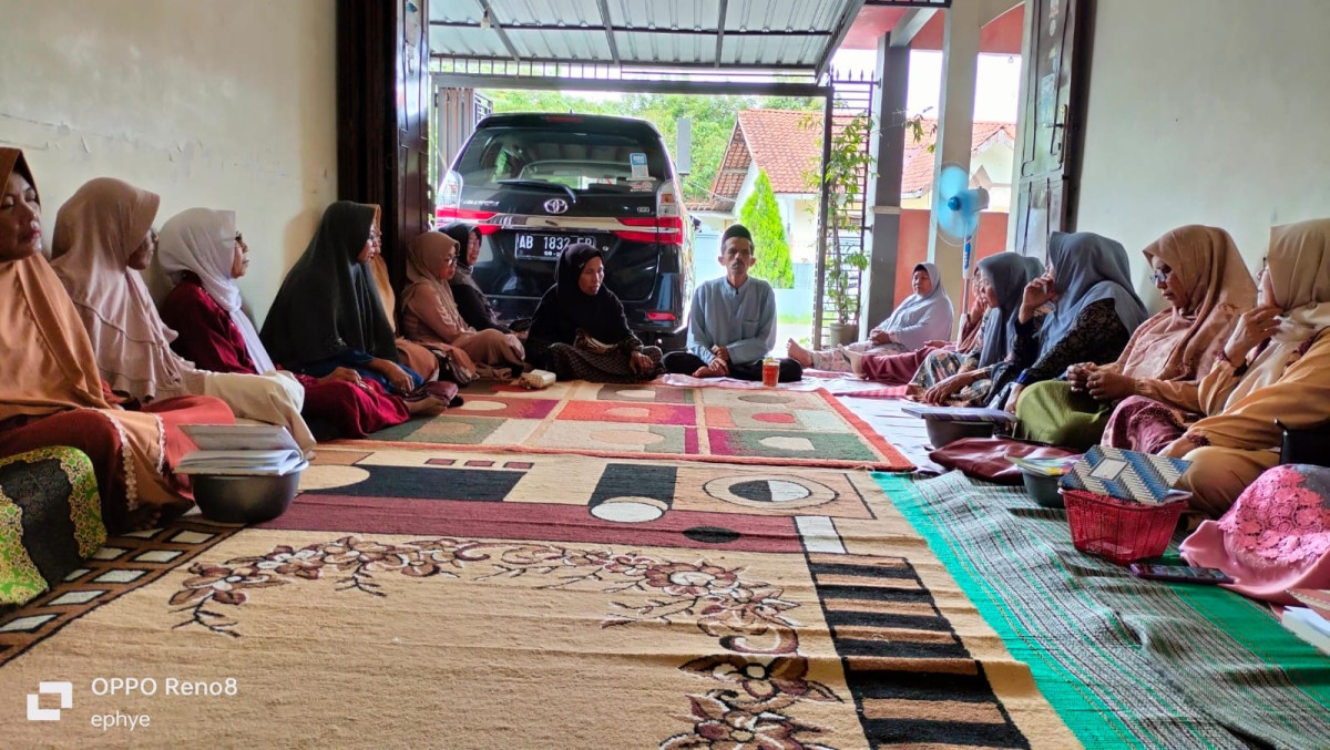 Arisan dan pengajian