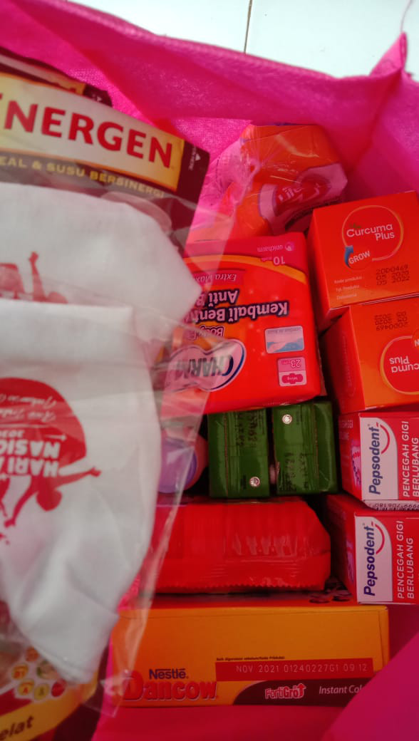  ANAK TERDAMPAK COVID 19 DIBERIKAN BANTUAN