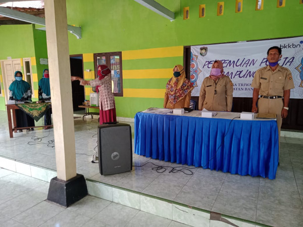 PERTEMUAN POKJA KAMPUNG KB