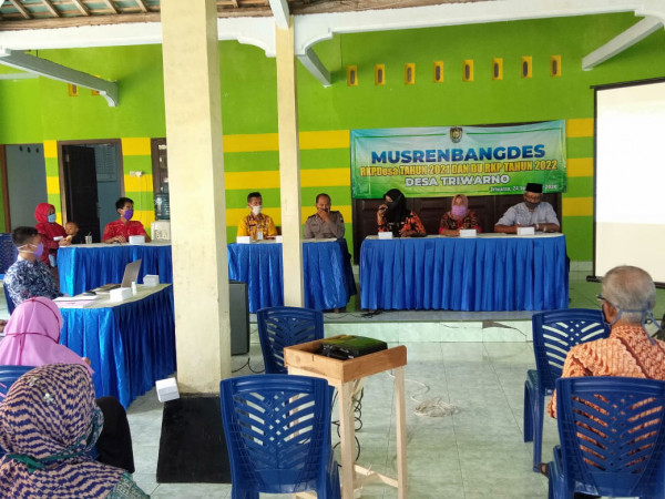 BERKOLABORASI DALAM FORMUS KAMPUNG KB