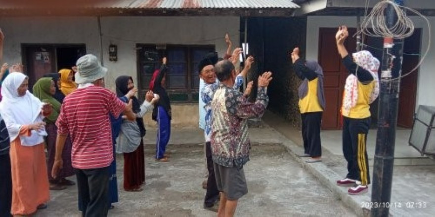 Lansia Tangguh Sejak Dini - Bina Keluarga Lansia