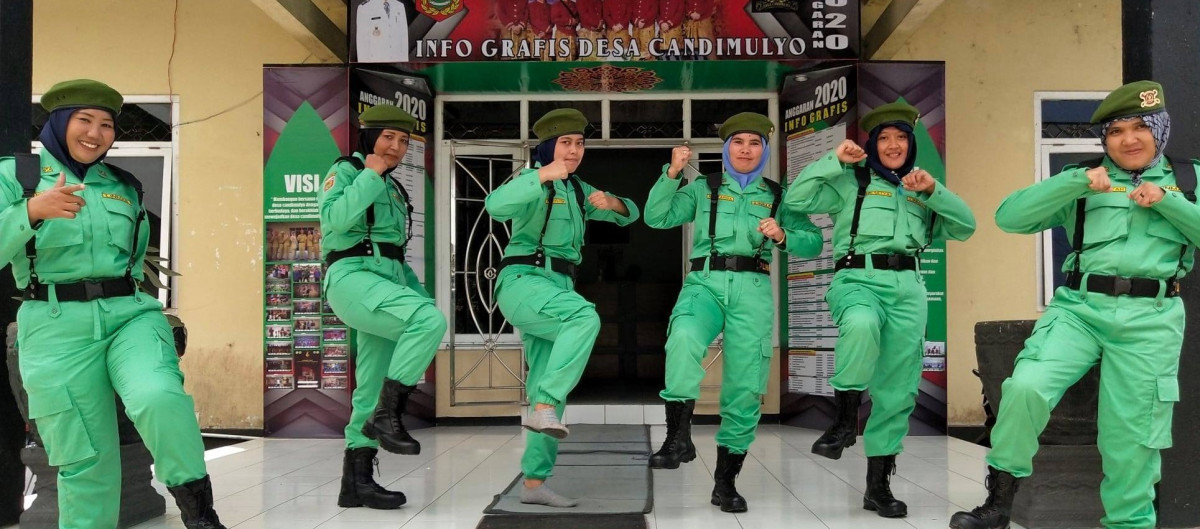 Satlinmas Perempuan - Deteksi Dini Kejadian Dan Membantu Memelihara Ketertiban Dan Keamanan