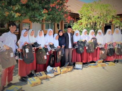 Penghargaan Bagi Siswa Berprestasi di Sekolah - Merasa Dihargai Dan Memiliki Tingkat Kepercayaan Diri yang Lebih Tinggi Untuk Mencapai Prestasi