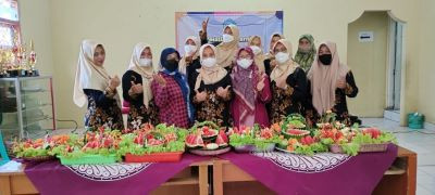 PKK : Pelatihan Keterampilan Membuat Garnish