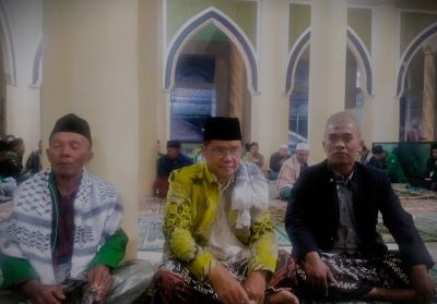 Tarling (Tarawih Keliling) Putaran Pertama di Masjid Al-Mahmud Baitul Abidin Dusun Gondang Desa Candimulyo