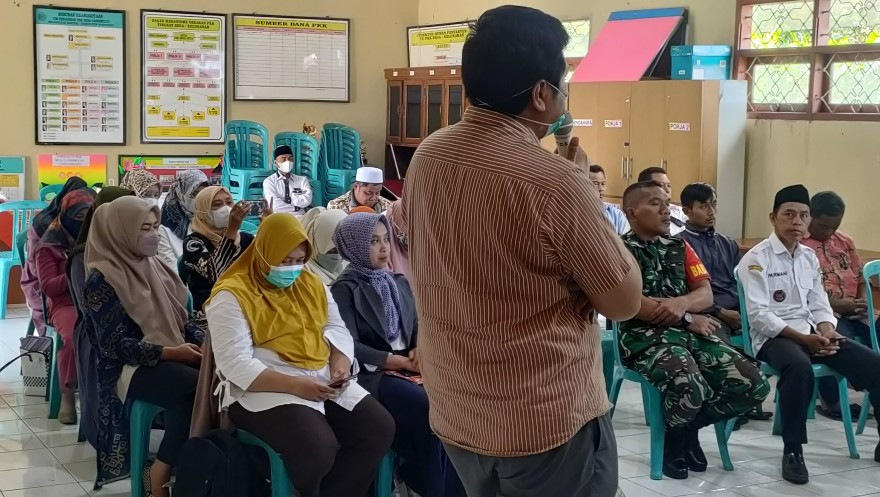 Sosialisasi Pemeriksaan IVA dan Kanker Payudara