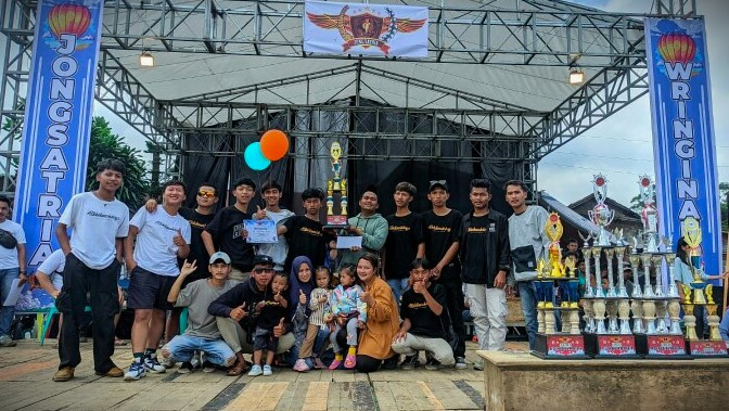 Selamat. Candiroto Desa Candimulyo Juara I Design Balon Clasic Festival Balon Thn. 2024