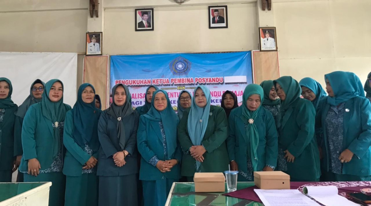 Pengukuhan Ketua Pembina Posyandu dan Sosialisasi Pembentukan Posyandu Remaja