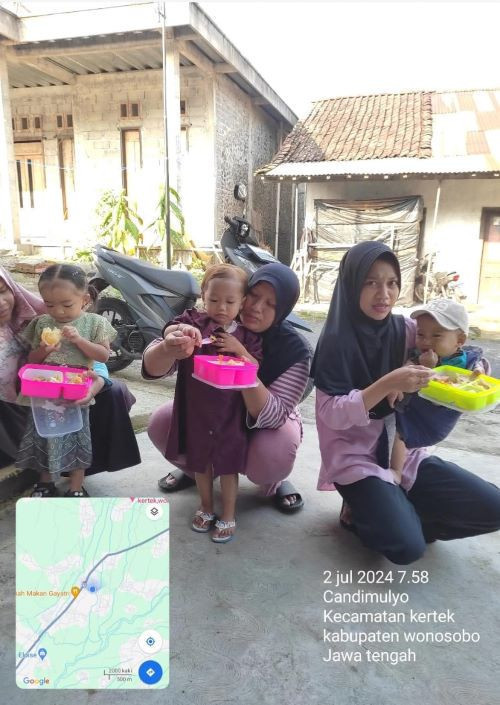 Pelaksanaan program DASHAT dengan pemberian tambahan asupan gizi bagi balita dengan status gizi kurang