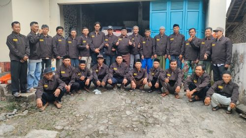 Bantuan mesin APPO (Alat Pengolah Pupuk Organik) Kelompok Tani - Meningkatkan efisiensi dalam menghasilkan pupuk organik