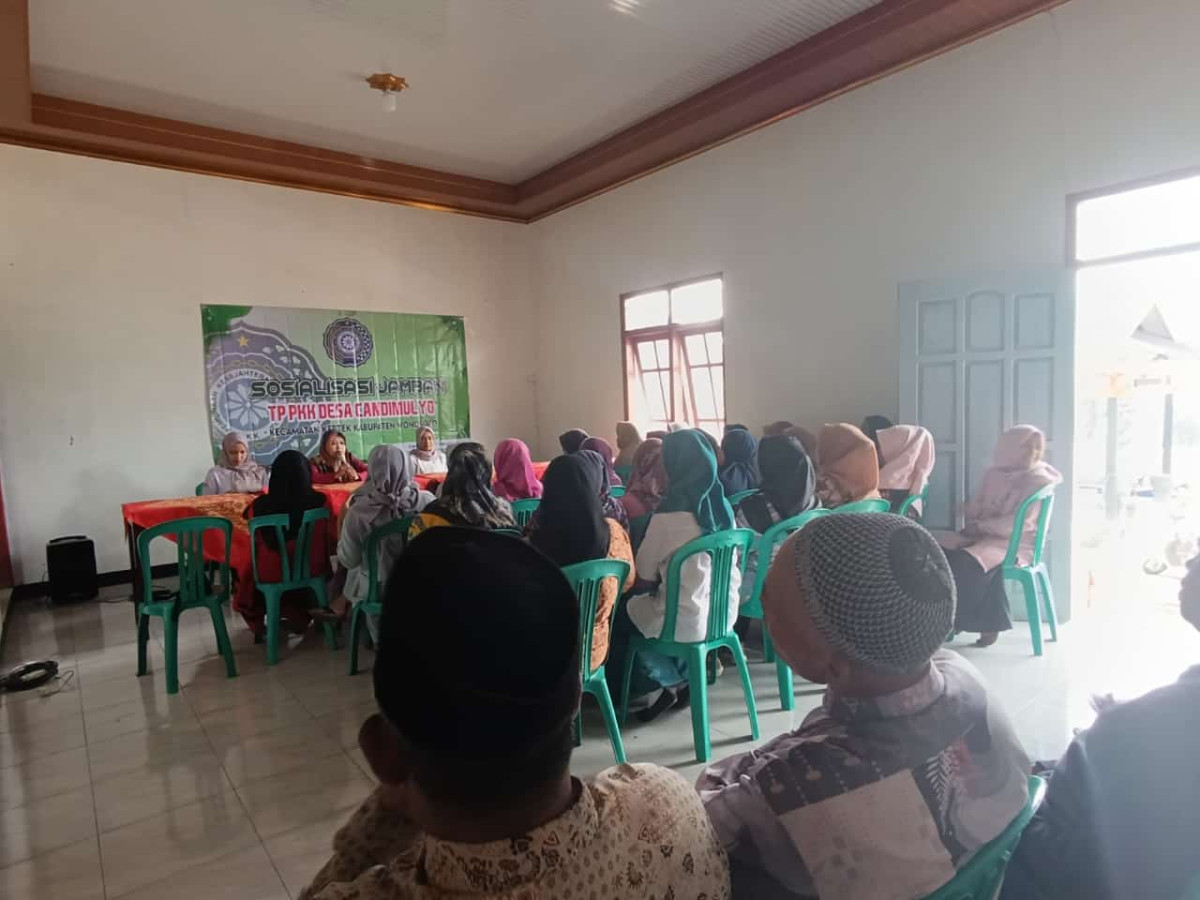 Sosialisasi jamban sehat - Menggerakkan masyarakat menggunakan jamban sehat dan memahami dampaknya terhadap kesehatan.