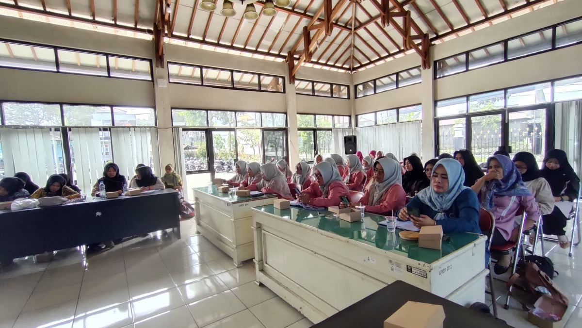 Pembinaan PPKBD - Meningkatkan kapasitas kader dalam melaksanakan program KB