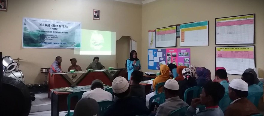 Pelatihan Pembuatan Pupuk Cair - Alternatif Memenuhi Kebutuhan Pupuk Secara Mandiri : Ibu Cakap - Ibu-ibu Cekatan Tanam Pangan