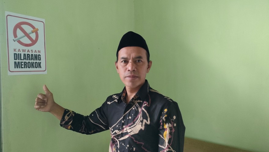 Kepala Desa : Perdes Sabar - Sahabat Bayi Anti Rokok : Membangun Kesadaran Warga Menghormati hak Bayi dan Ibu Hamil