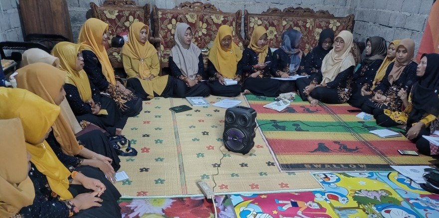Merajut Kesejahteraan dari Dapur ke Meja Makan: Kisah Bantuan Permodalan UP2K