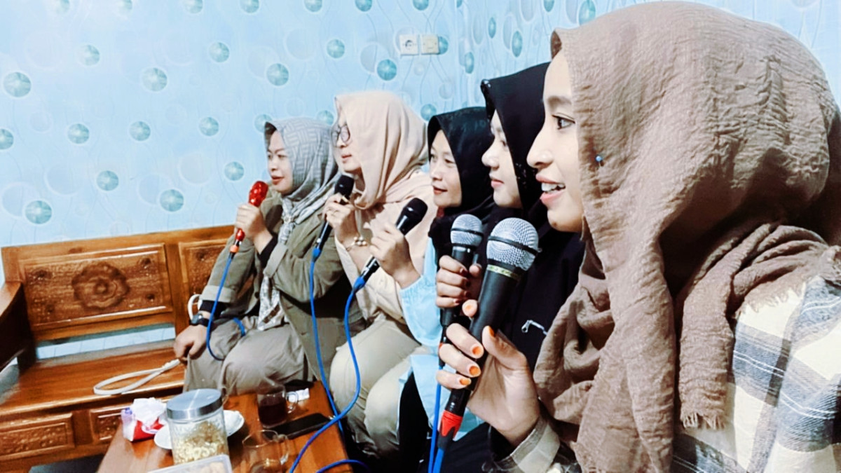 Semangat Menggema : Persiapan Gerak dan Lagu 'Bangga Kencana' Kertek Menuju Puncak Harganas 2025