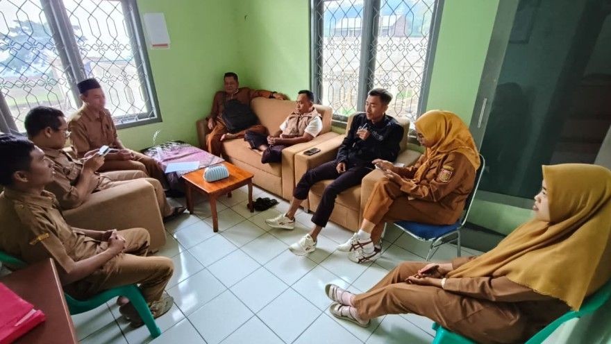 Ikhtiar Mandiri Kelola Sampah : Mengubah Tantangan Menjadi Berkah