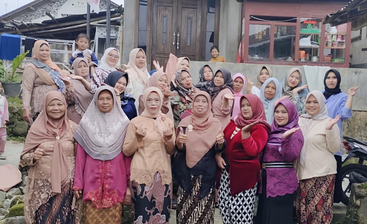 Emansipasi bukan soal siapa yang lebih tinggi, tapi siapa yang paling peduli pada kemajuan desa