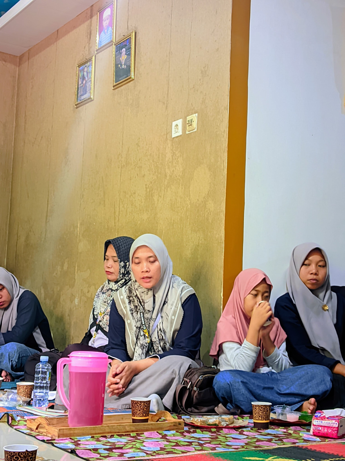 Sambutan ibu bidan desa