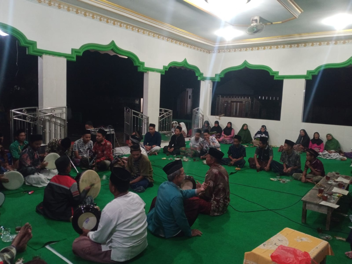 penutupan rutinan solawat albarzanji dusun Bojong