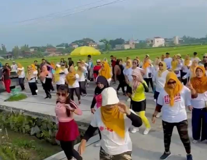 Senam bersama jeng Nur