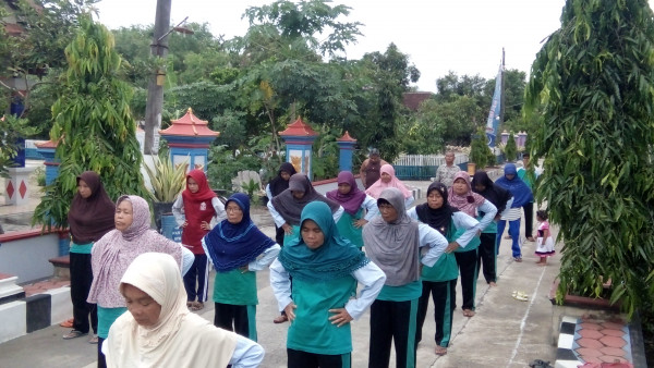 Senam rutin Minggu Pagi