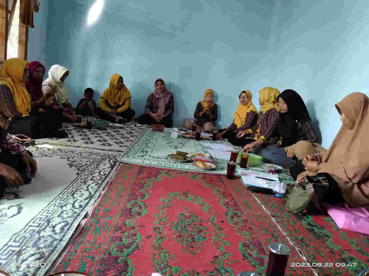 Pertemuan Rutin UPPKA Maju Makmur