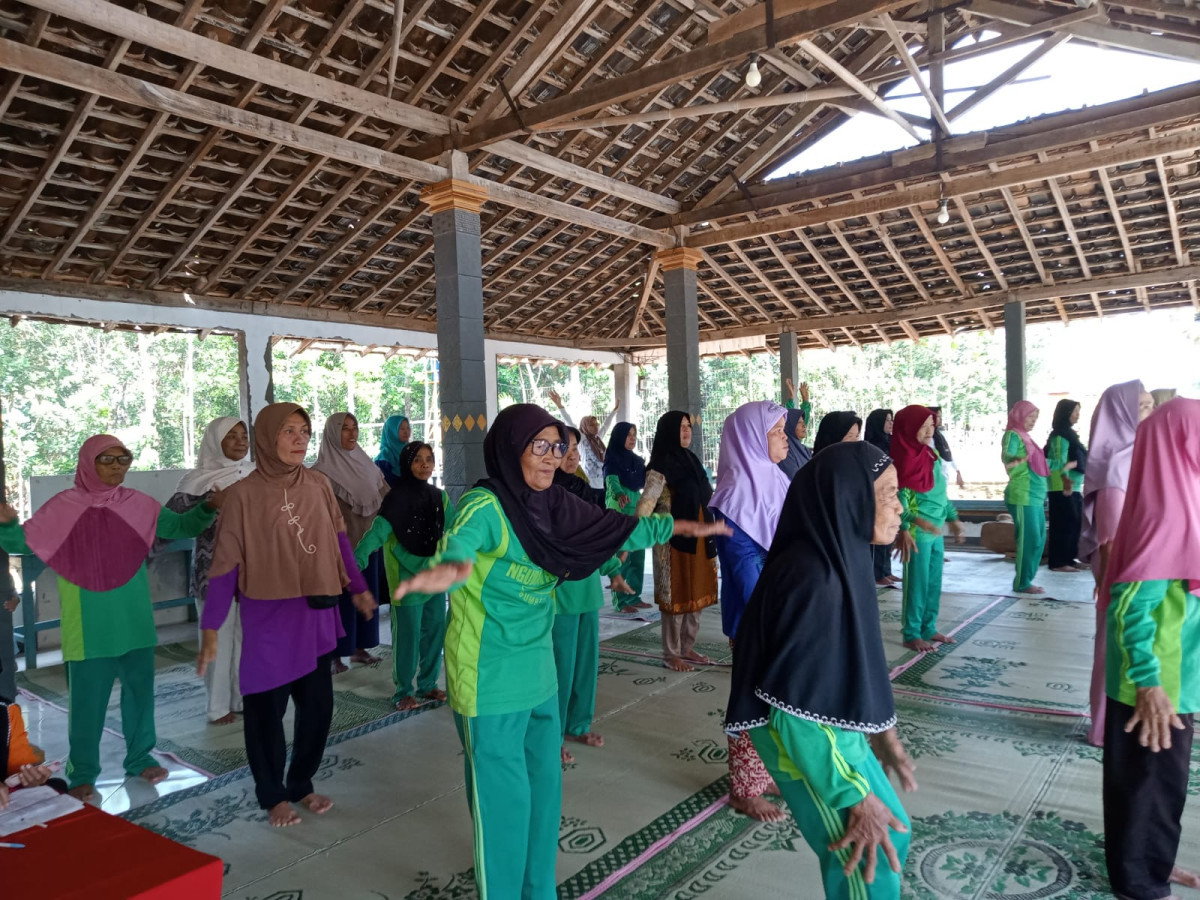 Senam Lansia biar Lansia Sehat Bahagia