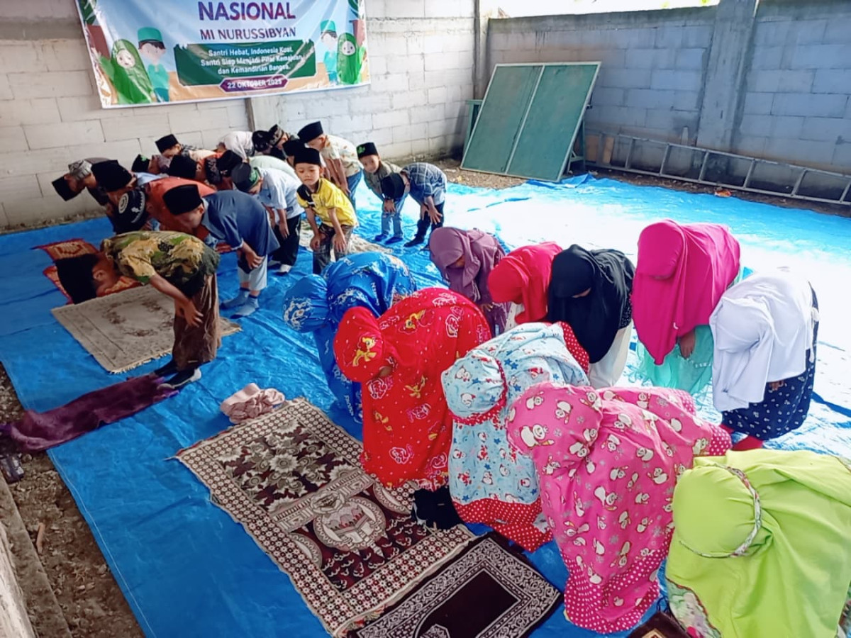 Kegiatan belajar sholat