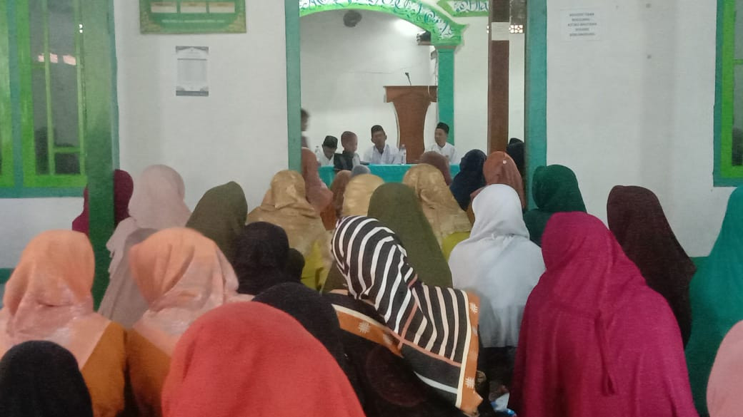 Pengajian rutinan Jumat Kliwon Desa Pelem