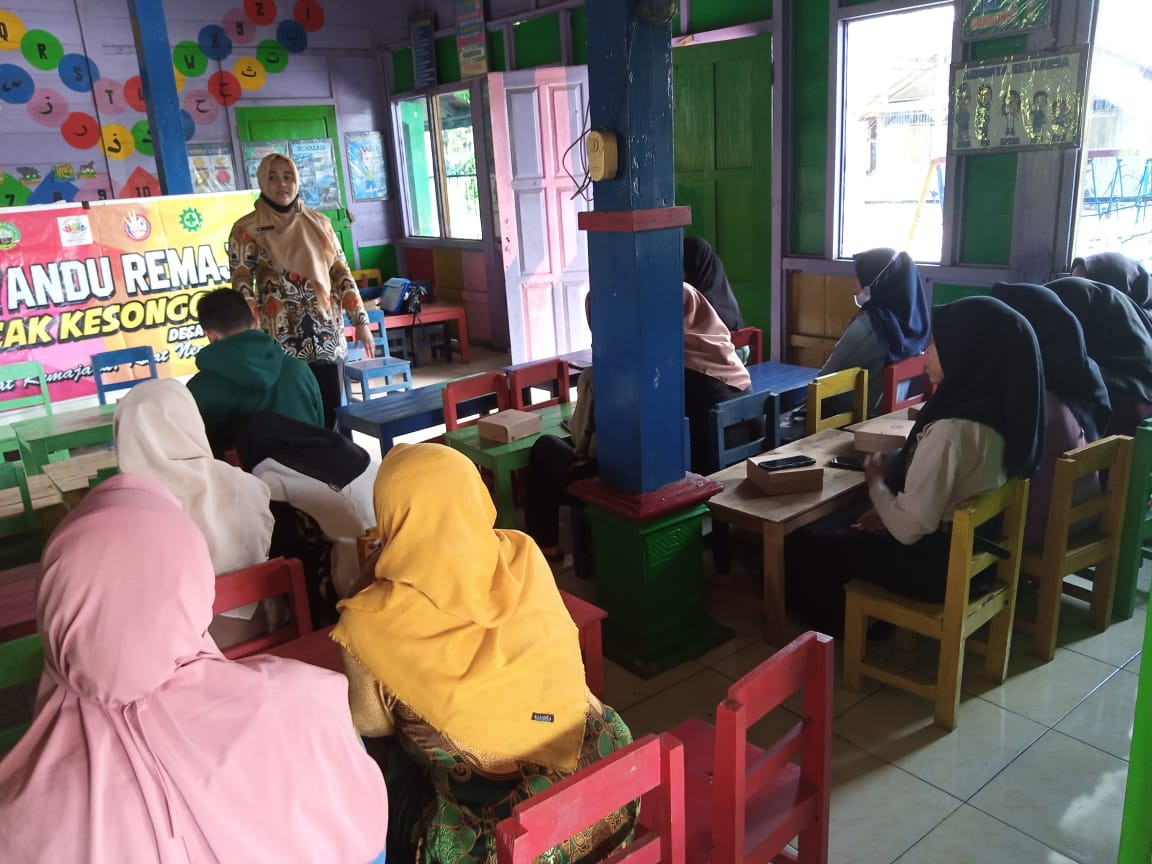 Pertemuan Kelompok PIK R Puncak Kesongo Kampung KB Suro Nyamin