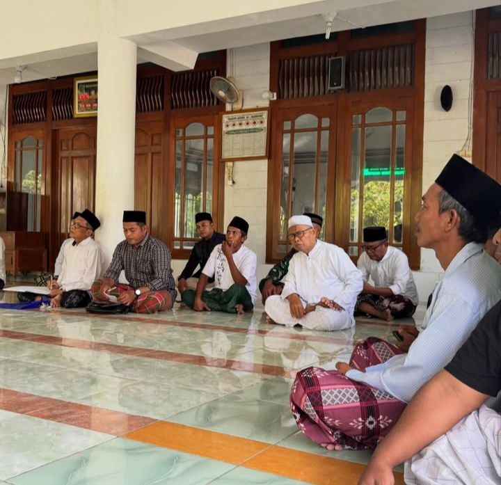 BERSAMA TOKOH AGAMA DAN TOKOH MASYARAKAT