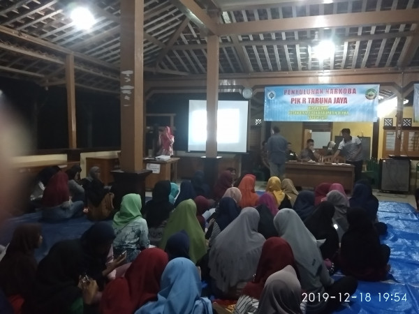 Penyuluhan narkoba utk  remaja pik r Dan karang taruna