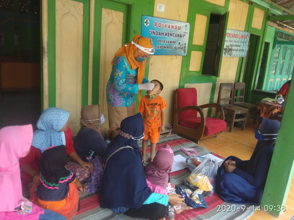 Posyandu di rw 01