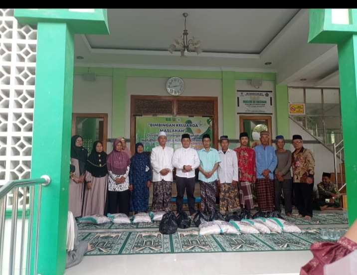 Pemberian bantuan pada  kaum duafa